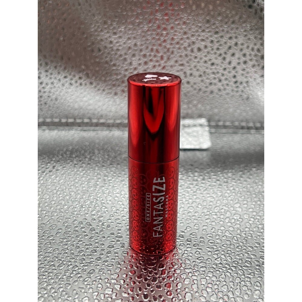 ONE/SIZE BY PATRICK STARRR
Mini Fantasize Lifting & Lengthening Mascara